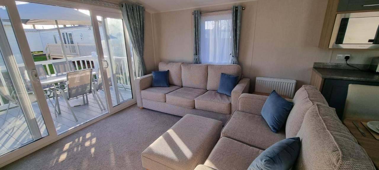 Parkview Caravan California Cliffs Great Yarmouth Exterior photo